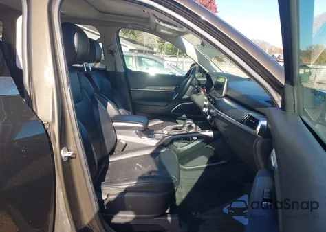 2022 Kia Telluride S z USA, uszkodzony, nr VIN 5XYP64HC6NG323652